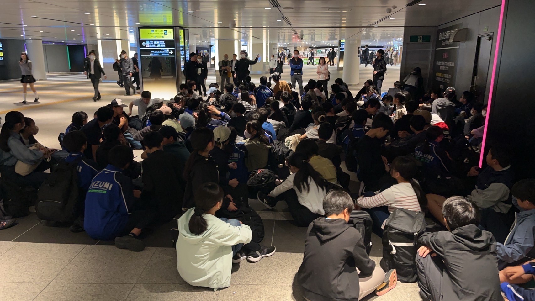 東京駅にて