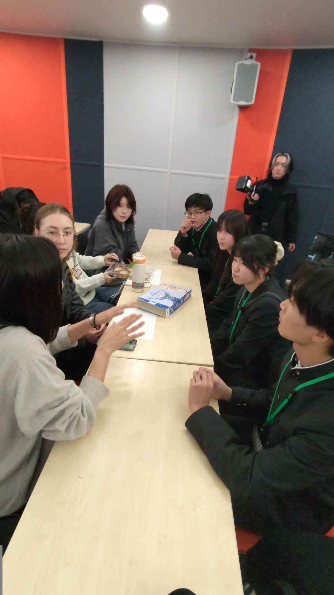 アングリア・ラスキン大学生との交流.JPG