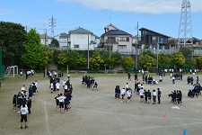 P001