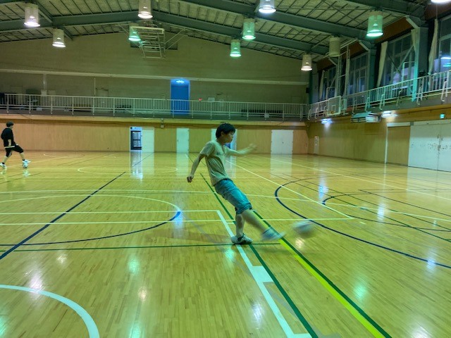 サッカー３
