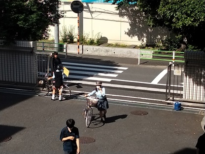 自転車ヘルメット２