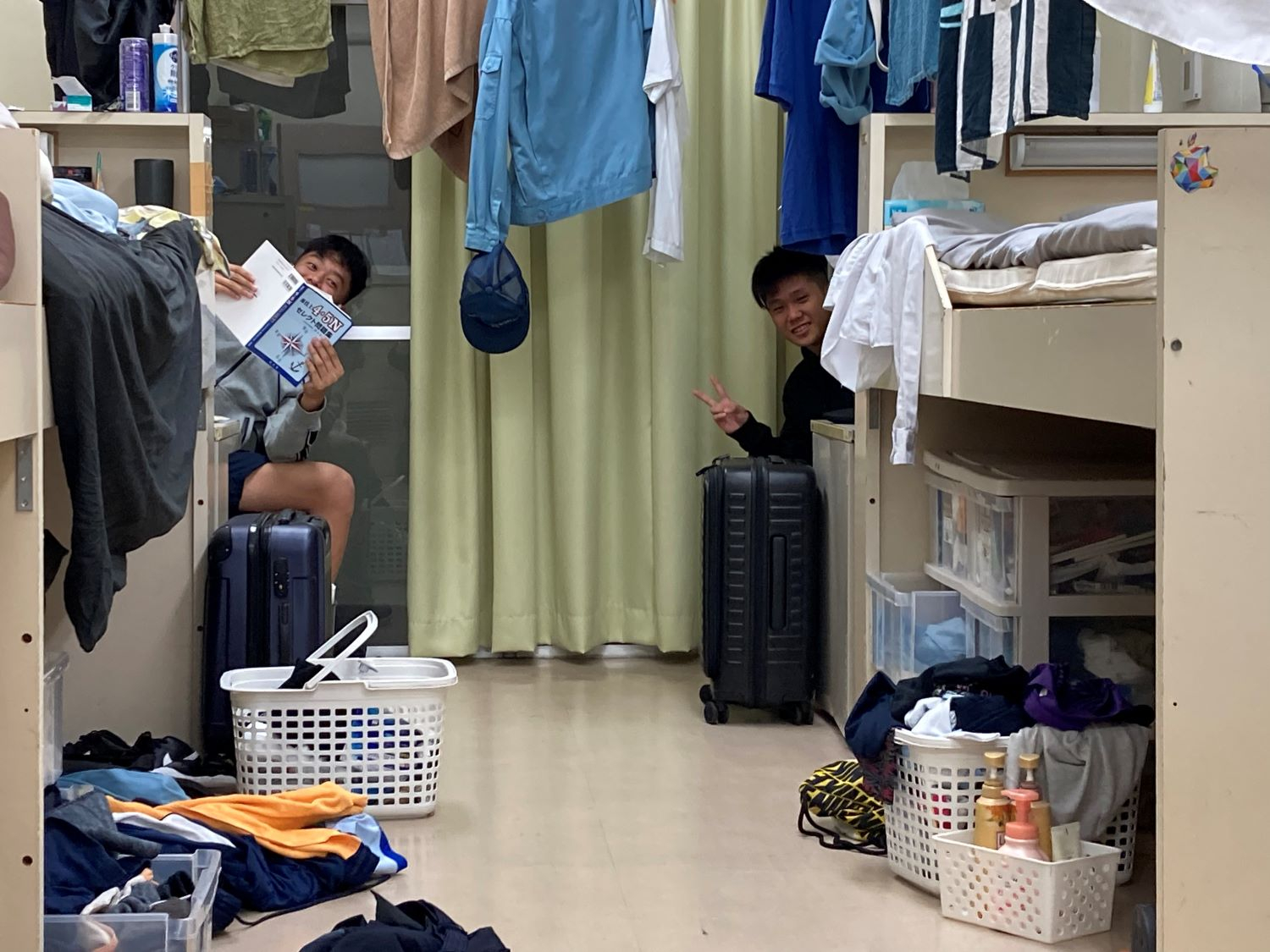 【寄宿舎】居室宅習の様子です! | 東京都立大島海洋国際高等学校 全日制 | 東京都立学校