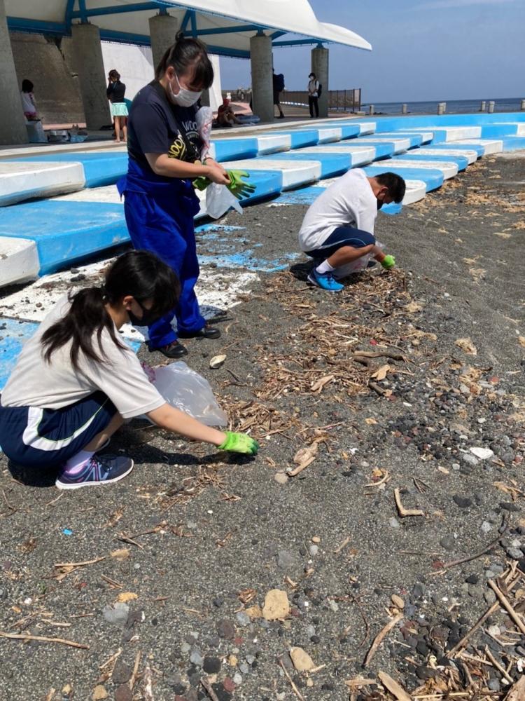 日の出浜海浜清掃