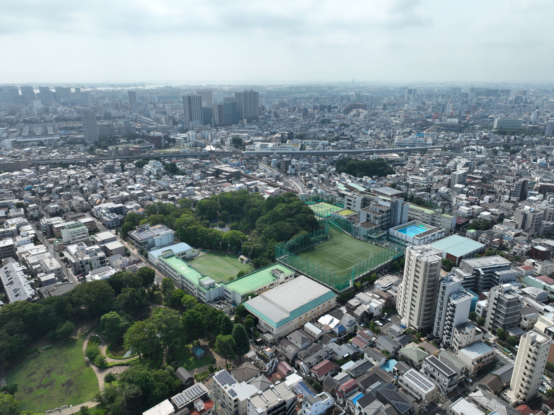 本校の周辺風景