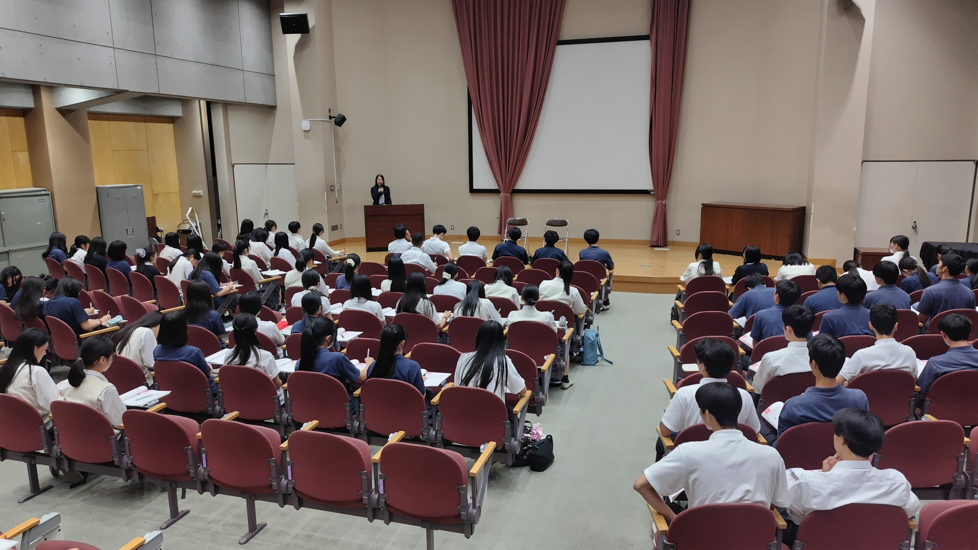全体会①.JPG