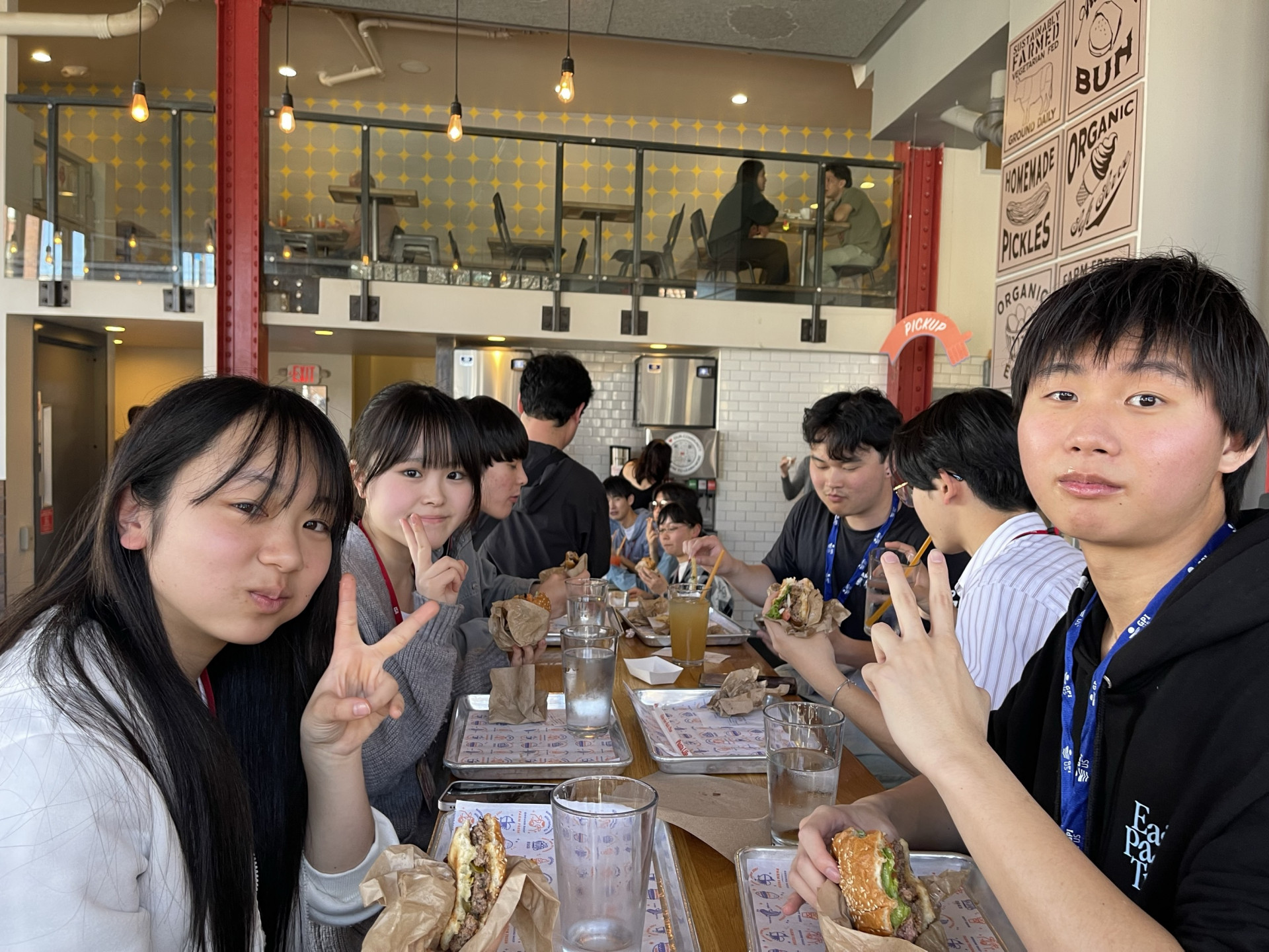 アメリカ_D3昼食1