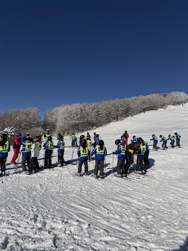 スキー教室_講習中1