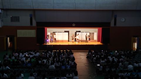 体育館演劇風景