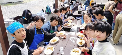 写真⑤飯盒炊爨B_k1058324metro.ed.jp