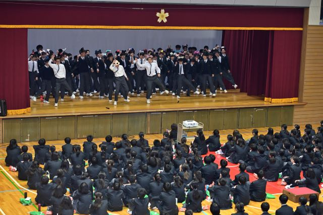学年紹介.JPG