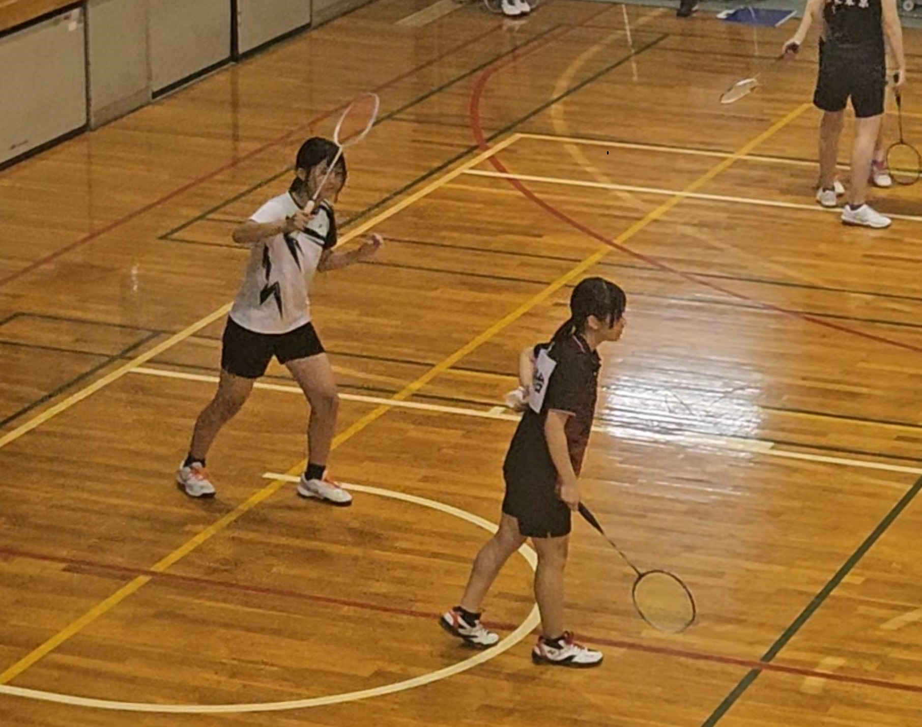 バドミントン部2人