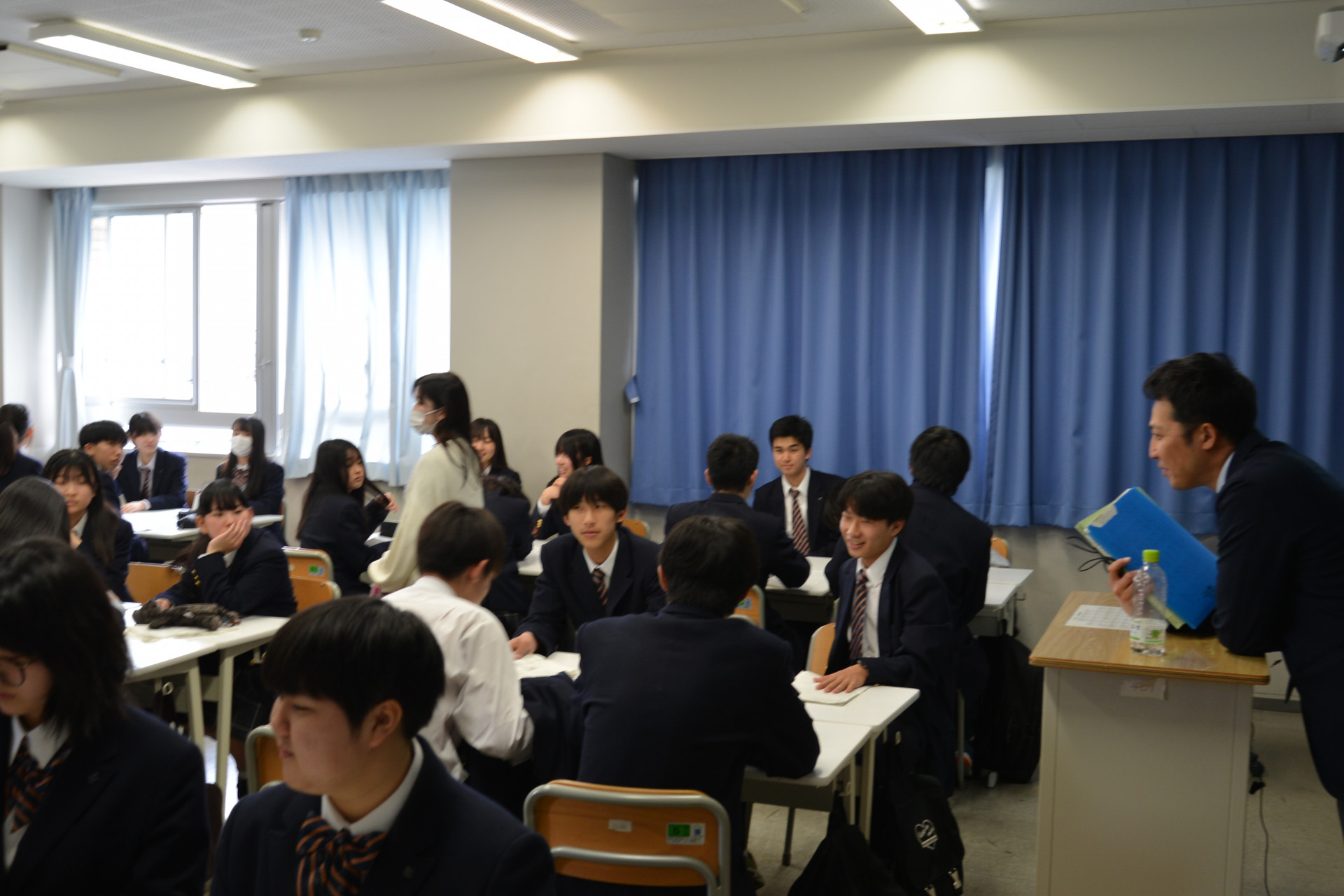 2_4_ワールドカフェ２.JPG