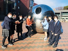 a65be975-4921-486d-808e-4f7915d82354