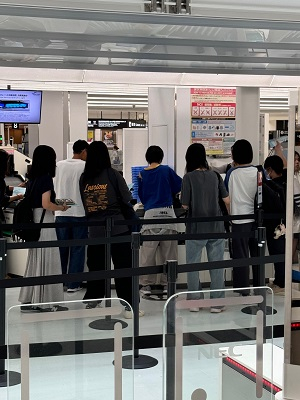 060804マレーシア出発の様子02