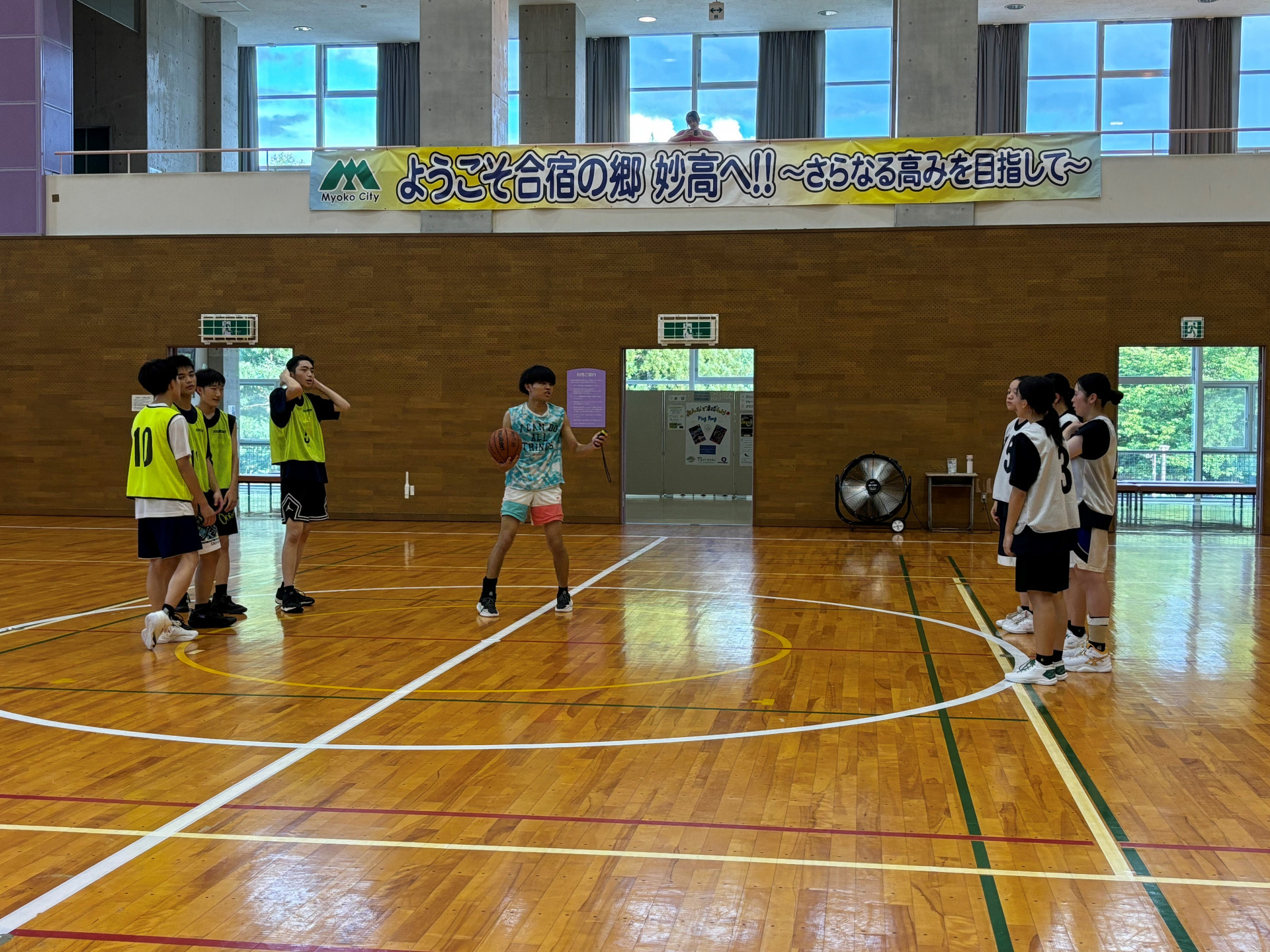 男バス試合開始