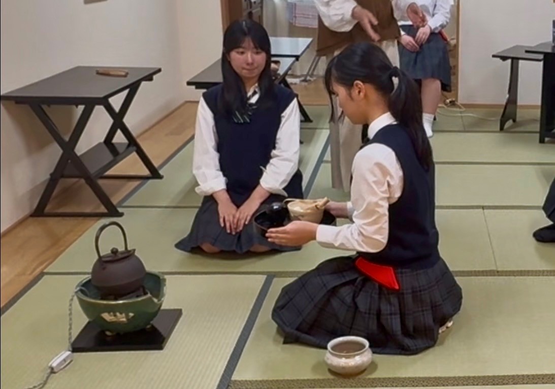 茶道部活動の様子