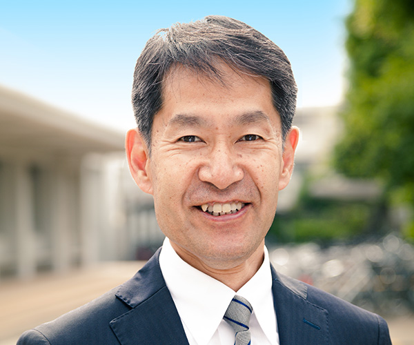 東京都立鷺宮高等学校長 土方 賢作の写真