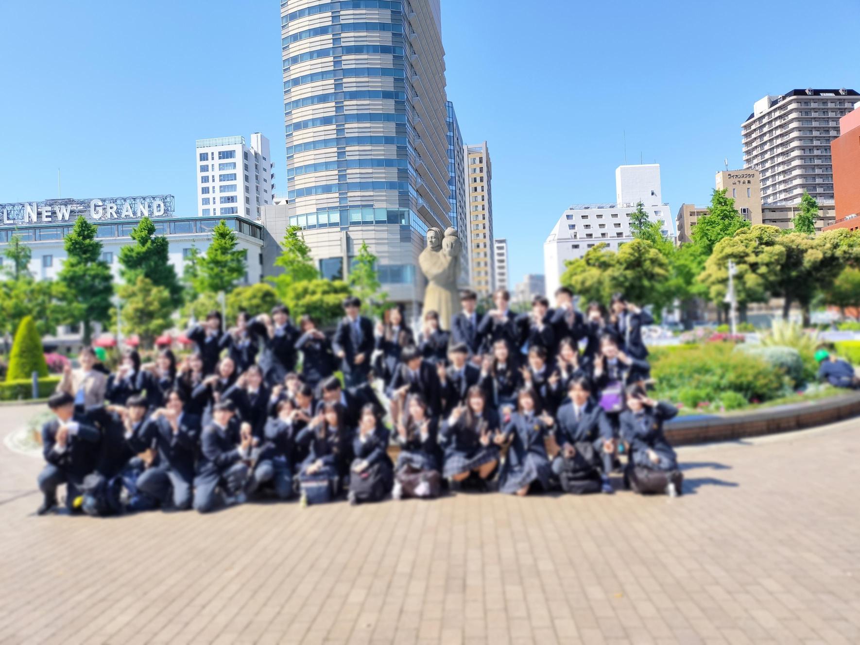 B組集合写真（モザイクあり）