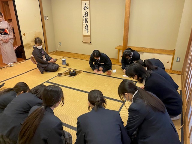 初釜３