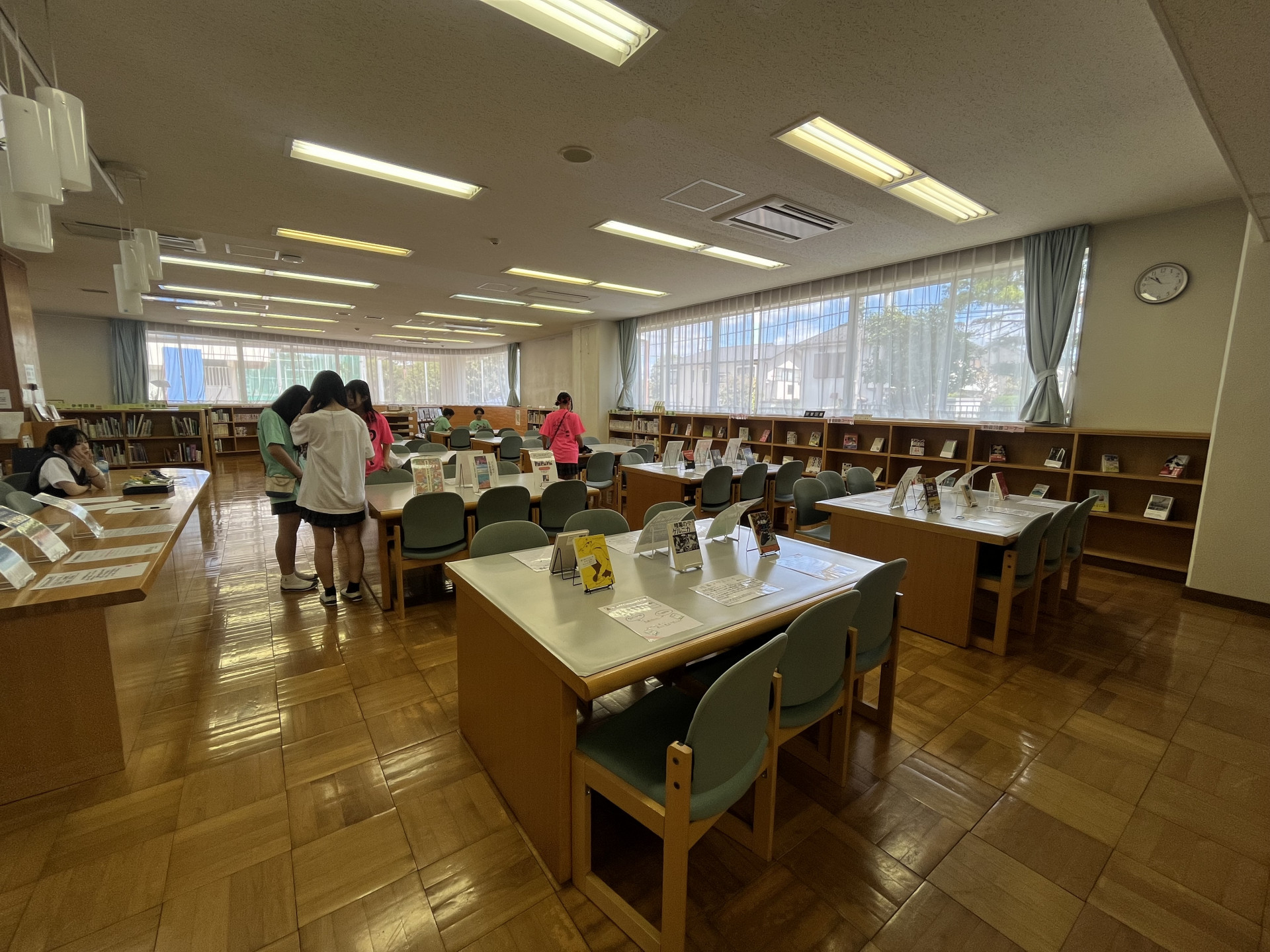 図書館展示1