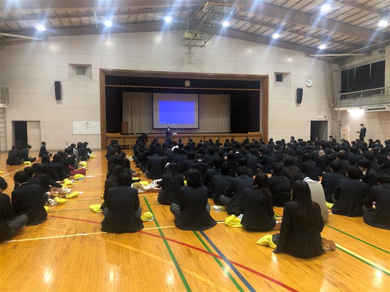 学年集会
