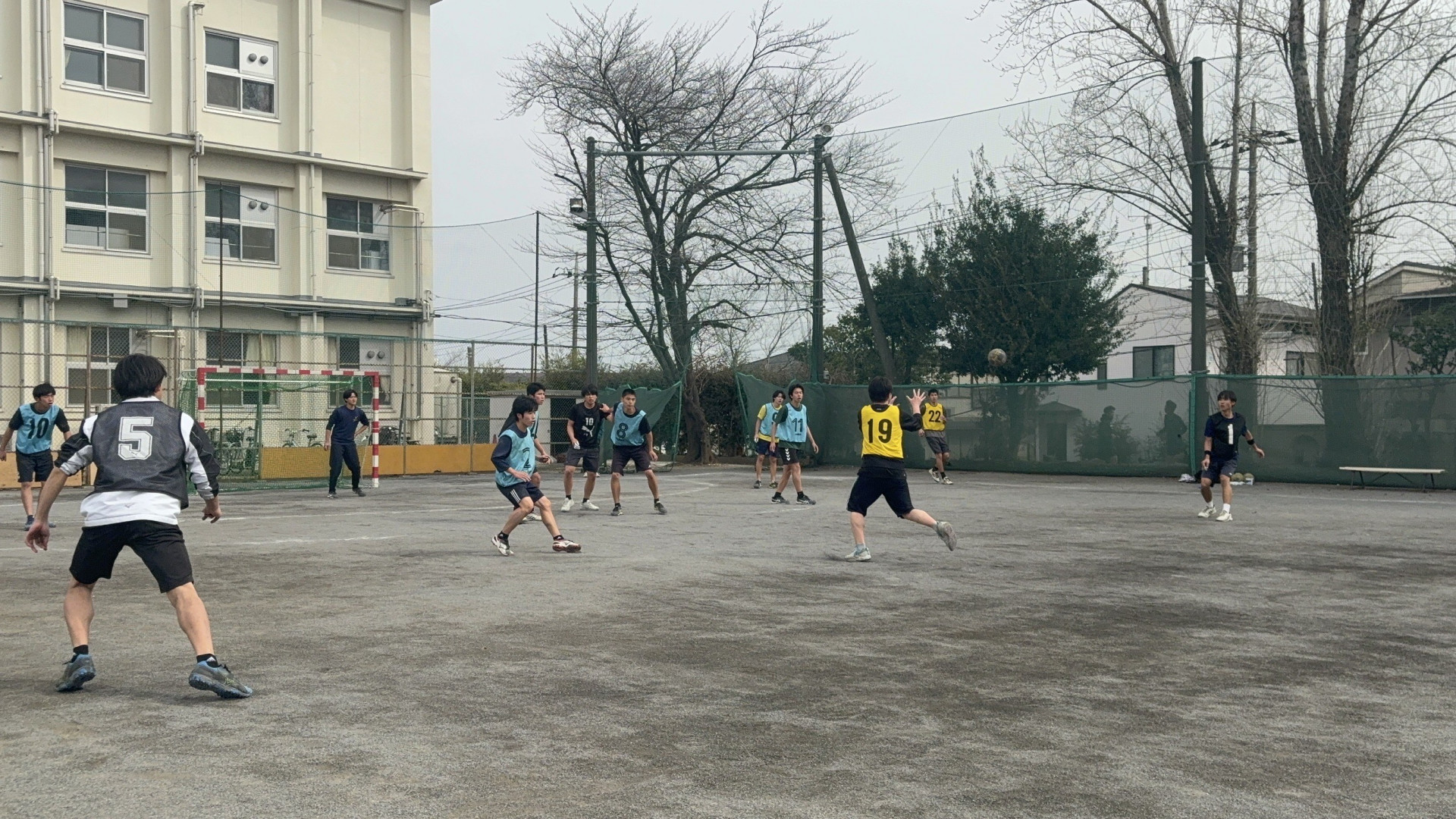 川和３