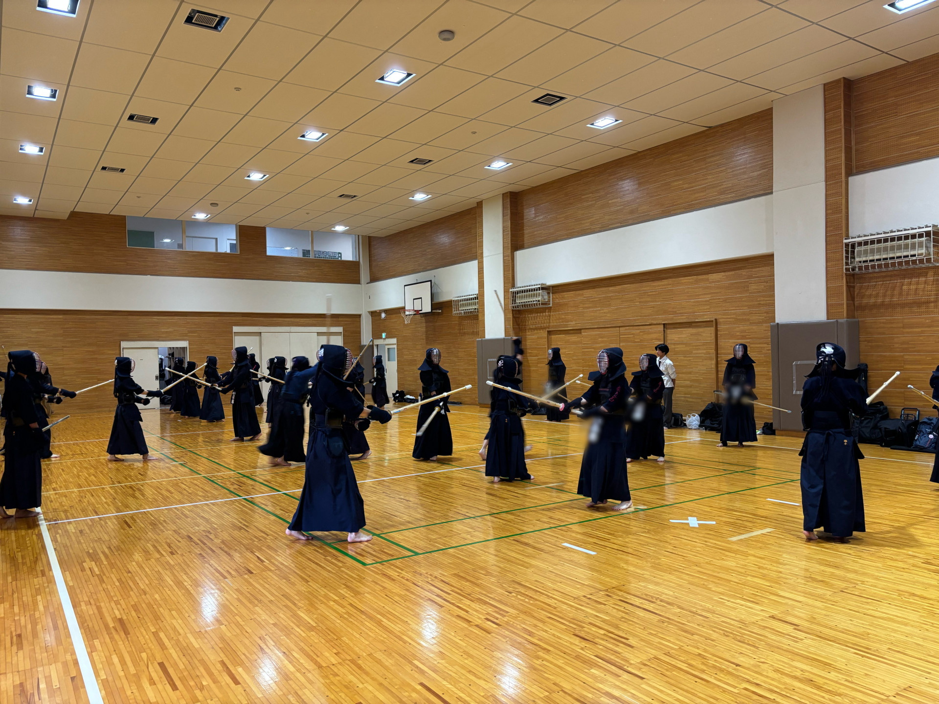 新宿高校（アップ）