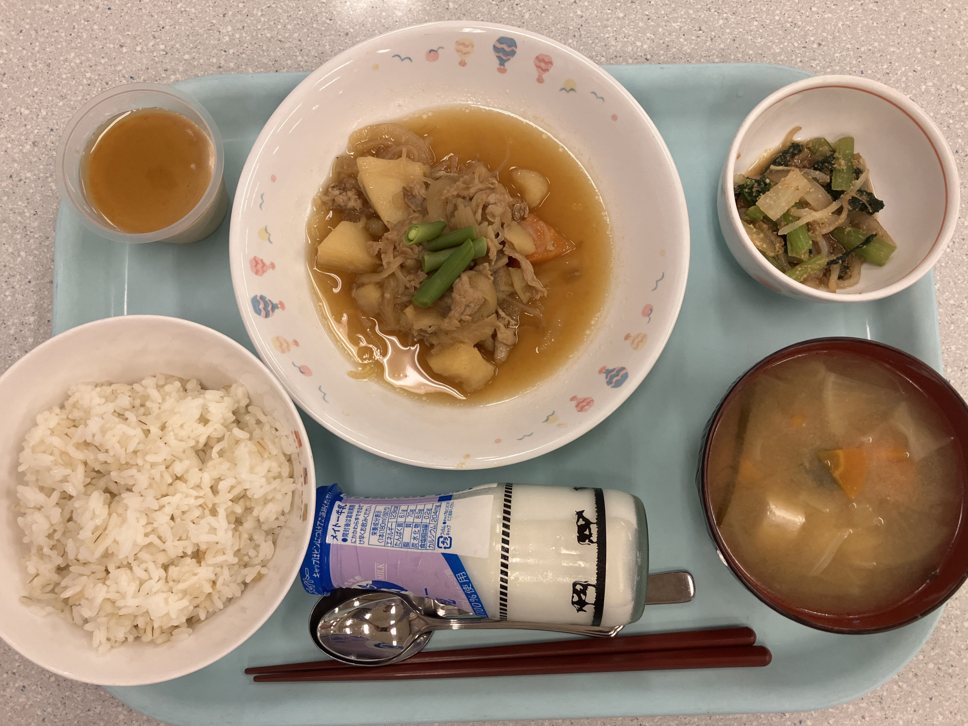 R8_給食0521.JPG