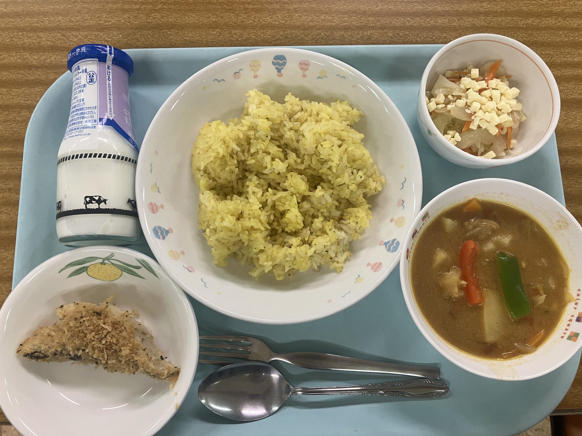 R8_給食1005