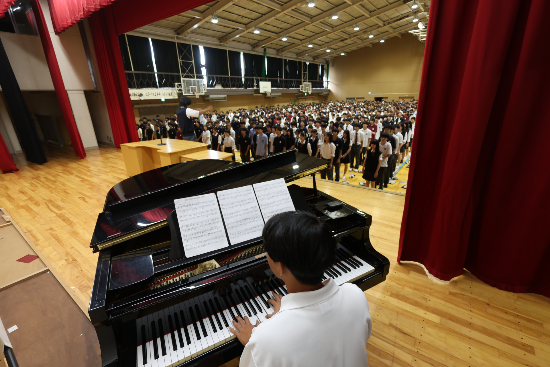 R8１学期終業式_1.JPG