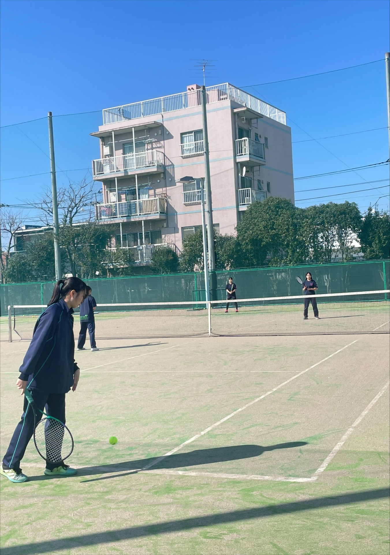 女子テニス部