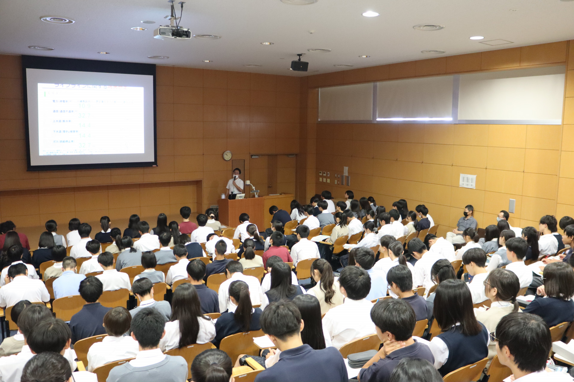 講演会②.JPG