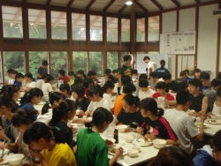 大遠泳の後のカレーはおいしい