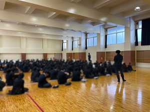 R7入学生1年次学年集会