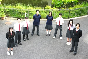 R8制服写真1.JPG