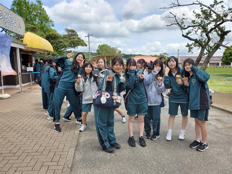 7ff44877-3dc6-4e2e-b17f-357018db28b8