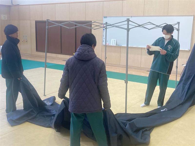 たぶん間仕切りテント