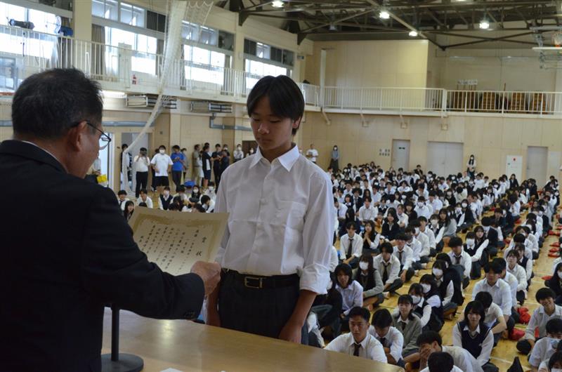 １学年筏流し７