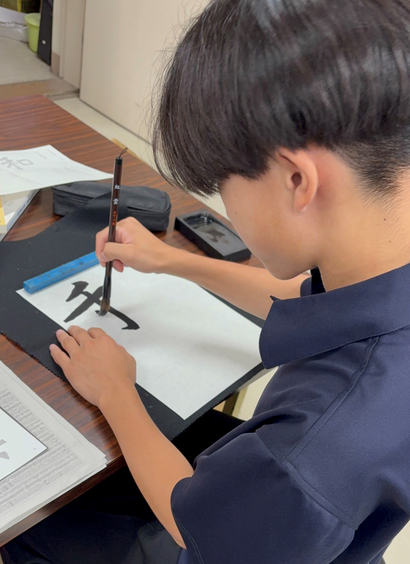 生徒書いてる様子