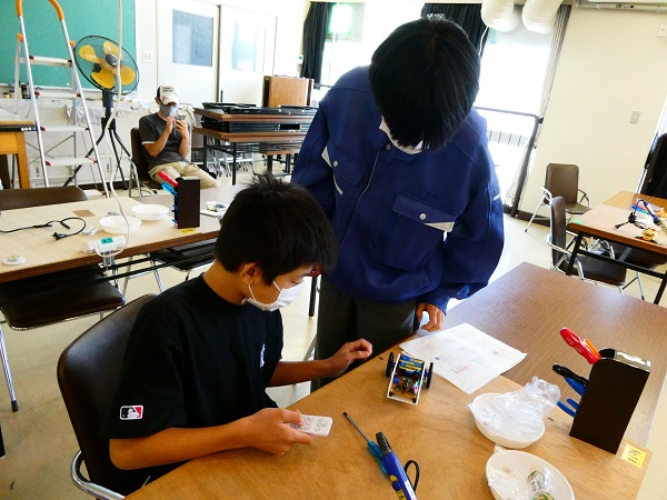 わくわくどきどき夏休み工作スタジオ 東京都立杉並工業高等学校