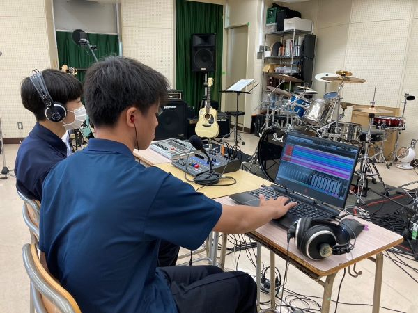 20241025_軽音楽部４