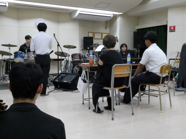 20250822_軽音楽部体験入部1.JPG