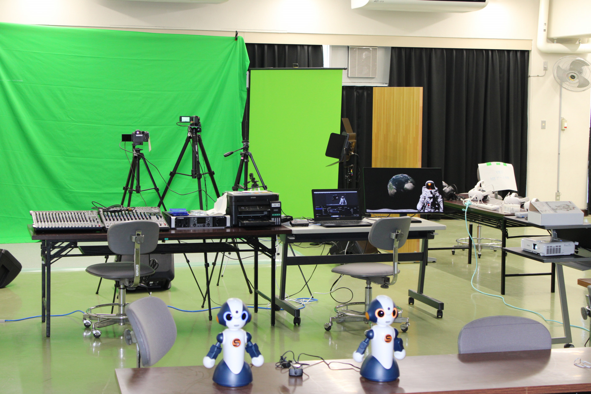 コンテンツ制作室１