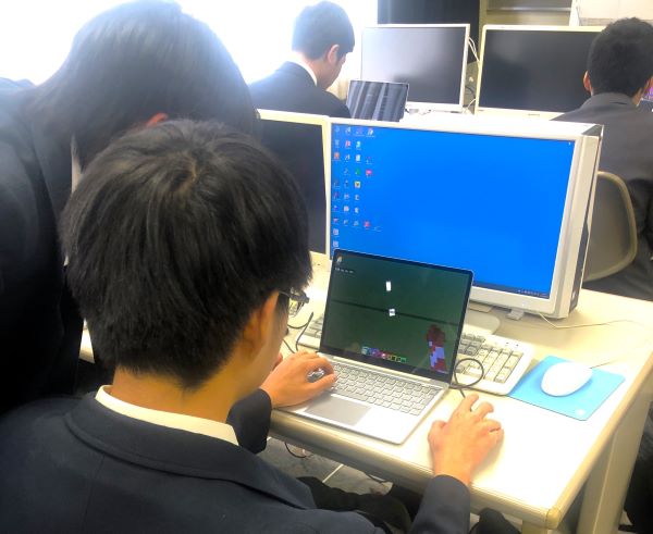 コンピュータ部3