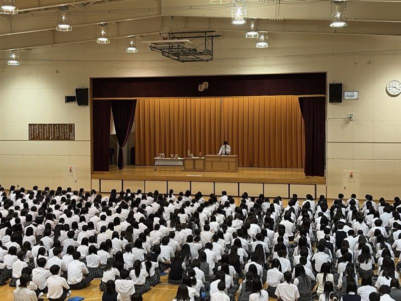 R82学期始業式