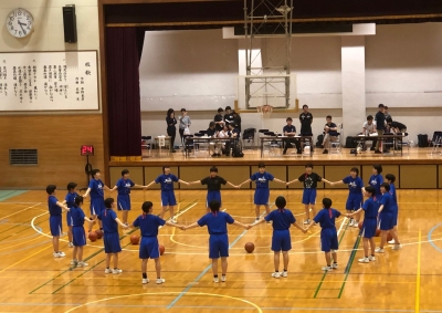 女バス