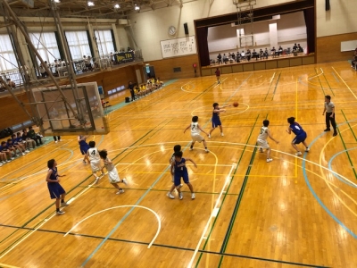 女バス