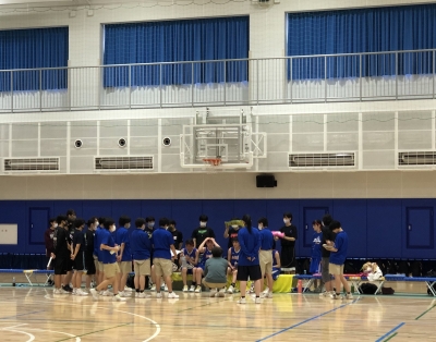 女バス