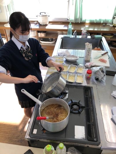 フランス語1フランス料理作成中