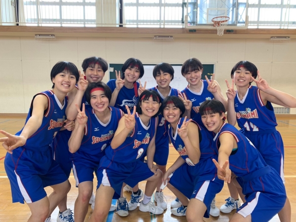 女バス